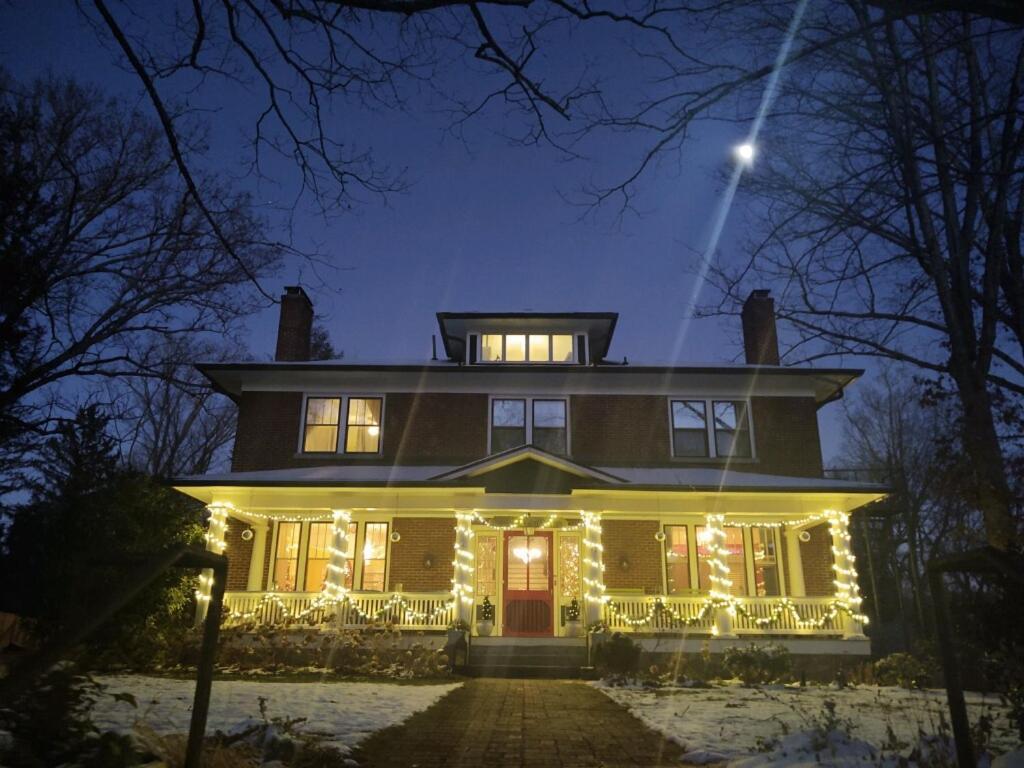 Sweet Biscuit Inn Asheville Exterior photo